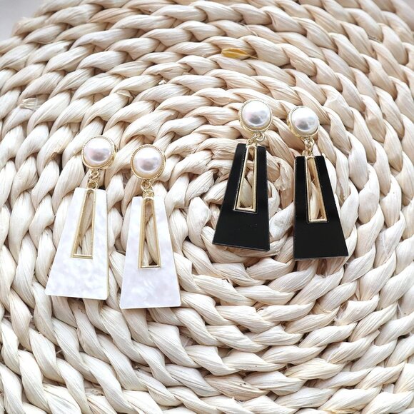 Black A Sparkly Geometric Dangle Drop Statement Jewelry Earrings for Women - Picture 2 of 5